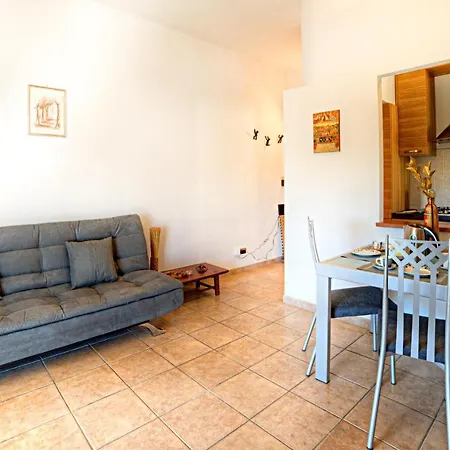 The Nest-apartment A Stone's Throw From The Center Апартаменти *