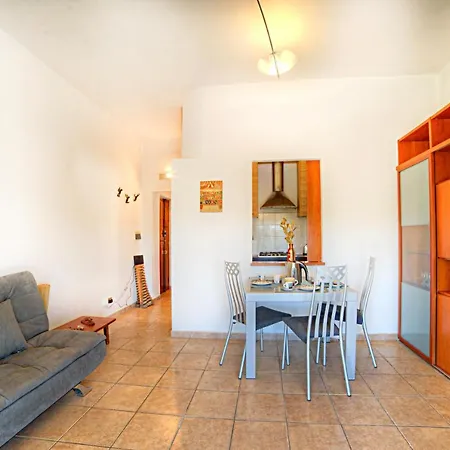 The Nest-apartment A Stone's Throw From The Center דירה