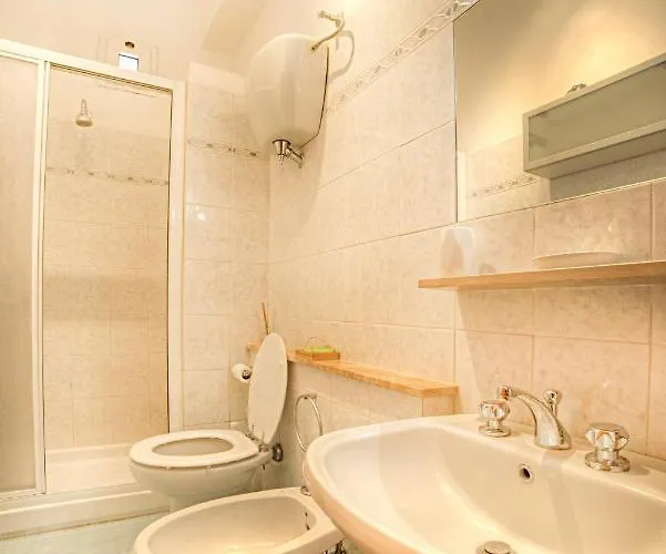 The Nest-apartment A Stone's Throw From The Center